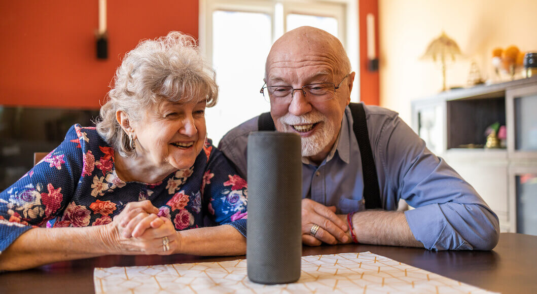 couple using smaart speaker