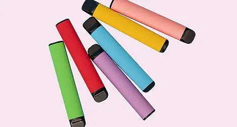 RYE-Vapes-on-pink-2024-shutterstock_206554712-468x252.jpg.webp